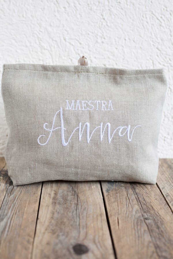 Beauty case per la Maestra, personalizzato con il nome  - ricamo calligrafico