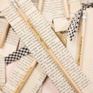 Matite con frase incisa